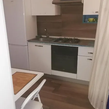 Alojamento de Acomodação e Pequeno-almoço Casa Di Edo Brindisi