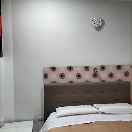 Casa Di Edo 3* 布林迪西